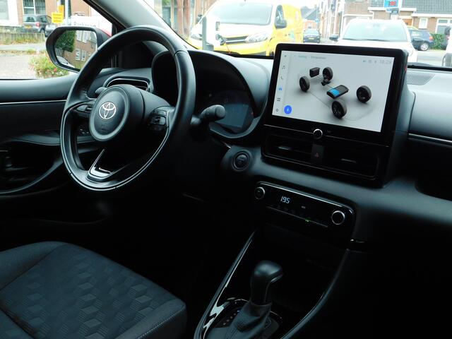 Toyota YARIS 1.5 Hybrid 115 First Edition