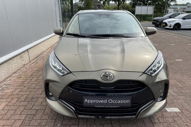 Toyota YARIS 1.5 Hybrid 130 Executive Stoel- & Stuur verwarming, HUD, Dodehoek detectie, Parkeersensoren rondom, JBL, LED, Leder met premium stof, Smart Key