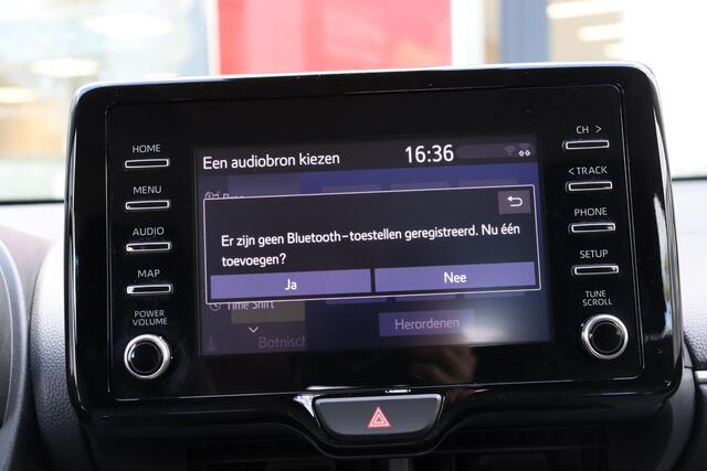 Toyota YARIS 1.5 Hybrid 115 Active, Navi , keyless