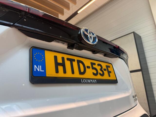 Toyota YARIS Cross 1.5 Hybrid AWD Adventure Limited | 18 inch LM velgen | Apple Carplay | Pearl White