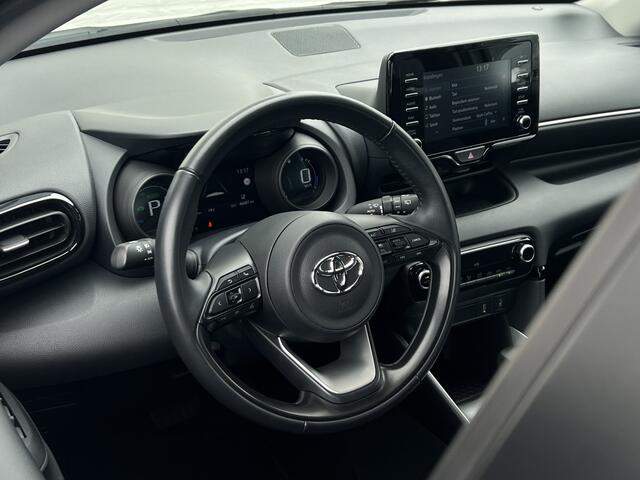 Toyota YARIS 1.5 Hybrid Team D | Navi | Carplay | Keyless | Camera