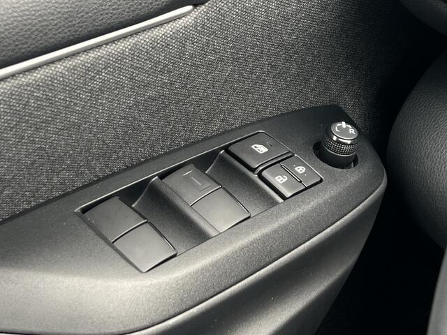 Toyota YARIS 1.5 Hybrid Team D | Navi | Carplay | Keyless | Camera