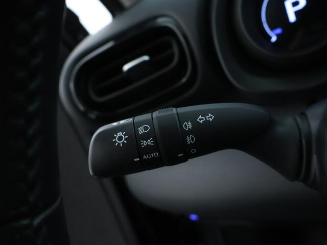 Toyota YARIS 1.5 Hybrid Dynamic