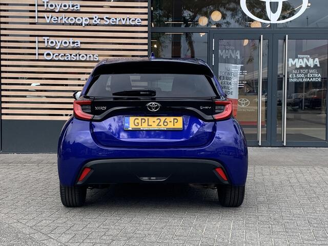 Toyota YARIS 1.5 Hybrid 115 First Edition