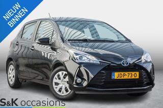 toyota-yaris-1.5-hybrid-navi-pdc-ke