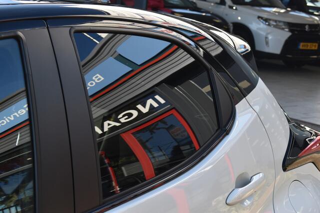 Toyota YARIS 1.5 Hybrid GR Sport 100% Toyota Onderhouden | Navigatie | Camera | 12 mnd BOVAG garantie Whatsapp 06-53188999