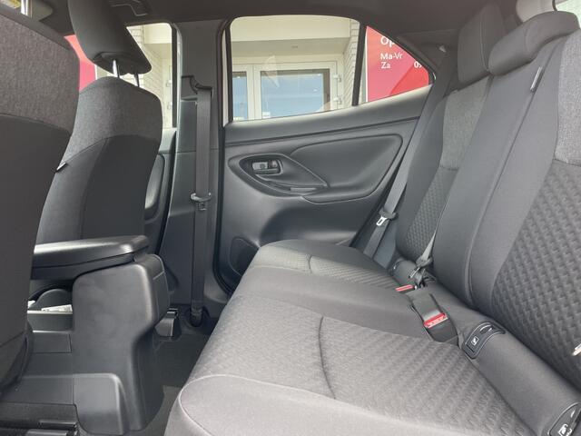 Toyota YARIS 1.5 Hybrid 130 Dynamic | Comfort Pack | Sensoren v/a | Stoelverw