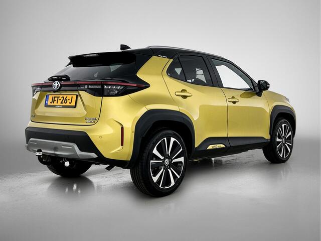 Toyota YARIS Cross 1.5 Hybrid AWD Launch Edition | Navigatie | Panoramadak | 360 Camera | Elektrische Achterklep | JBL | Trekhaak |