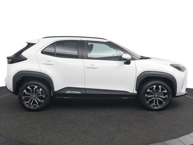 Toyota YARIS Cross 1.5 Hybrid 130 Dynamic | Comfort Pakket | Led Verlichting | Toyota Safety Sense |