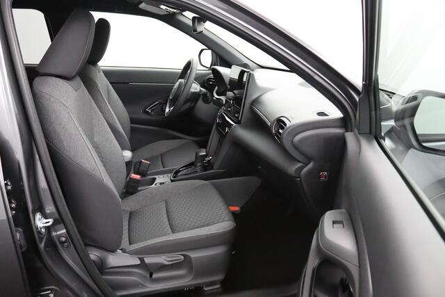 Toyota YARIS Cross 1.5 Hybrid 130 Dynamic | Comfort Pakket | Led Verlichting | Toyota Safety Sense |