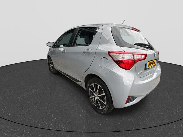 Toyota YARIS 1.5 Hybrid Design Edition