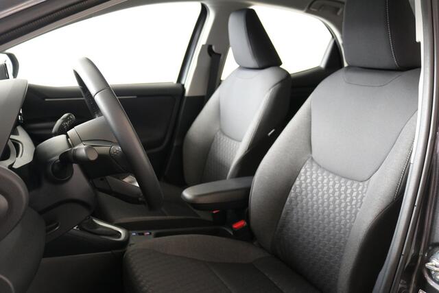 Toyota YARIS 1.5 Hybrid 115 Active, Parkeercamera