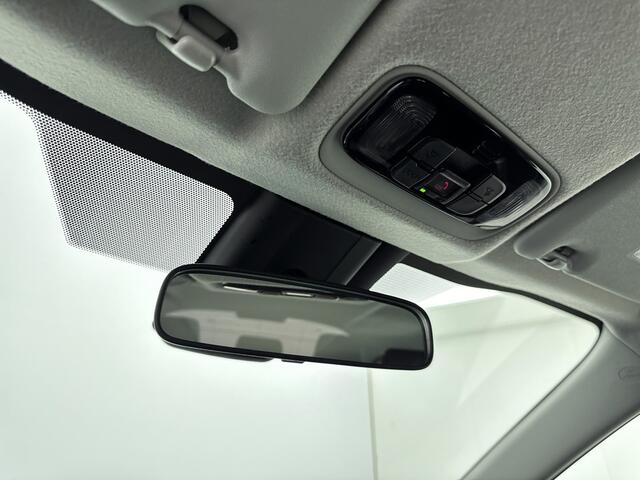 Toyota YARIS 1.5 Hybrid Dynamic | Apple Carplay/Android Auto | Lichtmetalen Velgen | NL-Auto | Mistlampen |