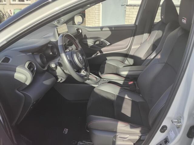 Toyota YARIS 1.5 Hybrid GR Sport Garantie*two tone*