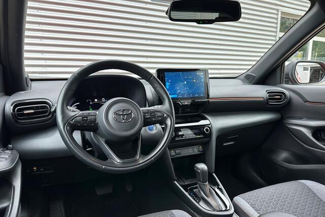 Toyota YARIS Cross 1.5 Hybrid Spicy Edition Bi-Tone
