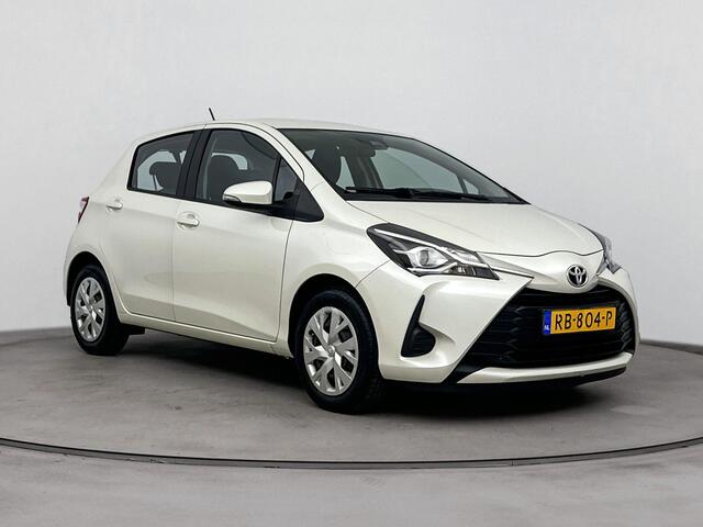 Toyota YARIS 1.0 VVT-i Aspiration | Achteruitrijcamera | Rijstrook sensor | Multimedia voorbereiding | Dual Zone Climate Control |
