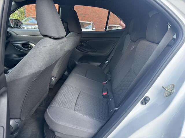 Toyota YARIS Cross 1.5 Hybrid Dynamic // NAVI // CAMERA // ADAPTIVE CRUISE // CLIMA // LICHT METALEN VELGEN