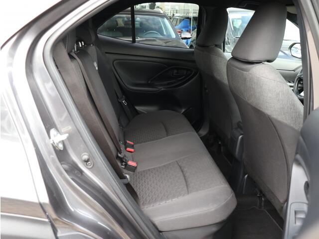 Toyota YARIS 1.5 Hybrid 115 Dynamic I Apple/Android Navi I LED I Camera