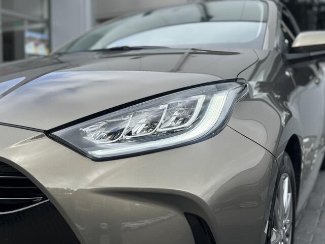 Toyota YARIS 1.5 VVT-i Dynamic Apple/Android, Camera, Voorstoelen verwarmd , All-in Rijklaarprijs