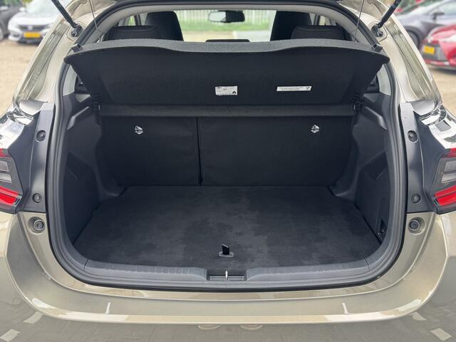 Toyota YARIS 1.5 VVT-i Dynamic Apple/Android, Camera, Voorstoelen verwarmd , All-in Rijklaarprijs