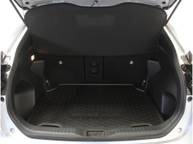 Toyota YARIS Cross 1.5 Hybrid 115 Dynamic CAMERA | CARPLAY | ADAPCRUISE | LED | DAB | STOELVERW | LMV17