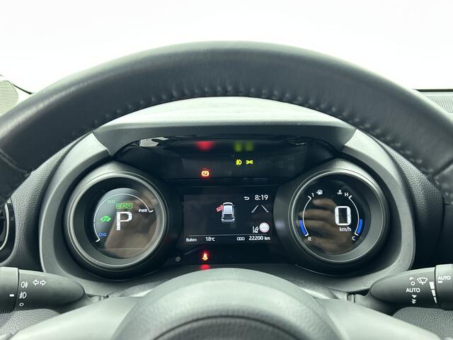 Toyota YARIS 1.5 Hybrid 115 First Edition Stoelverwarming | Apple Carplay/Android Auto