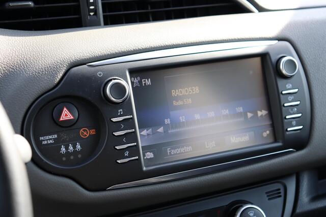 Toyota YARIS 1.5 Hybrid Active, Trekhaak, Parkeercamera