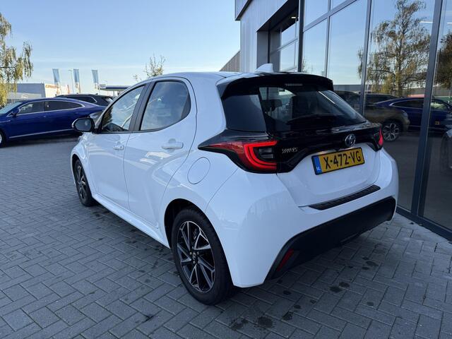 Toyota YARIS 1.5 Hybrid 115 Pk Automaat Dynamic | 16 inch velgen | Cruise Control | Stoelverwarming | Climate Control | Camera | 15.822 Km!!