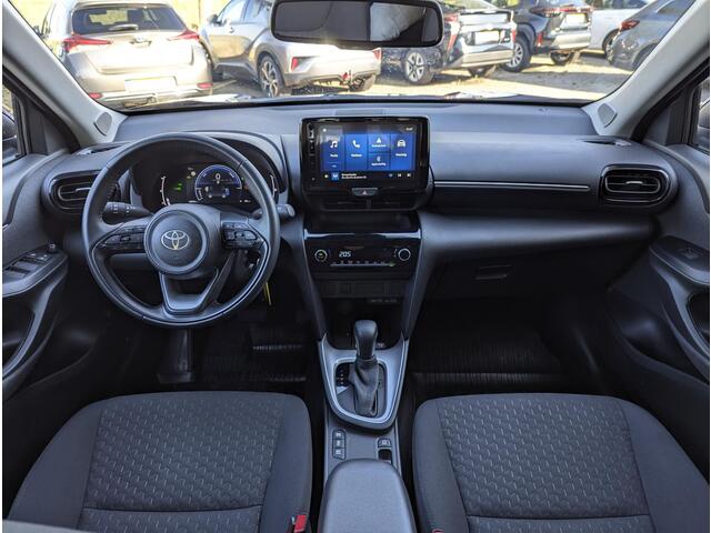 Toyota YARIS Cross 1.5 Hybrid 115 Active | ACC | PDC V+A | Climate control | Apple Carplay / Android Auto | Qi-lader