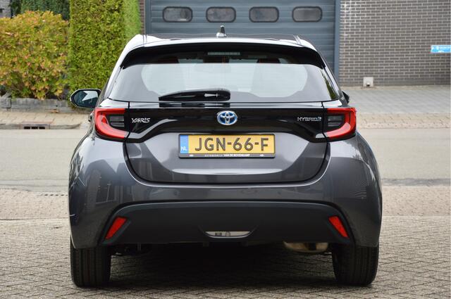Toyota YARIS 1.5 Hybrid Dynamic LED | CLIMA | CAMERA | HEAD UP