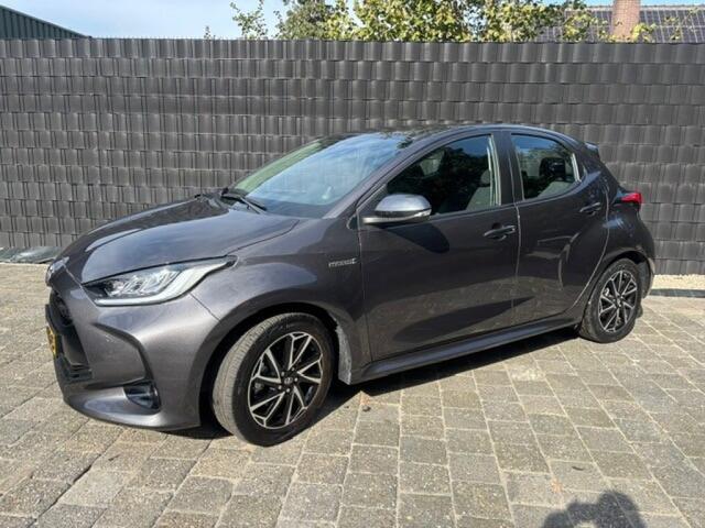 Toyota YARIS 1.5 HYB. DYNAMIC