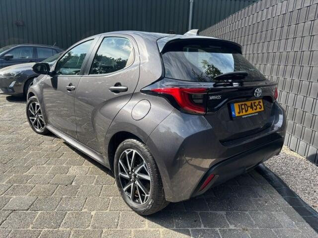 Toyota YARIS 1.5 HYB. DYNAMIC