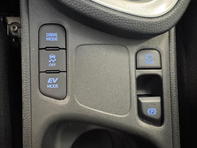 Toyota YARIS Cross 1.5 Hybrid Active I INCL. ¤ 850,00 AFL.KOSTEN + BOVAG GARANTIE