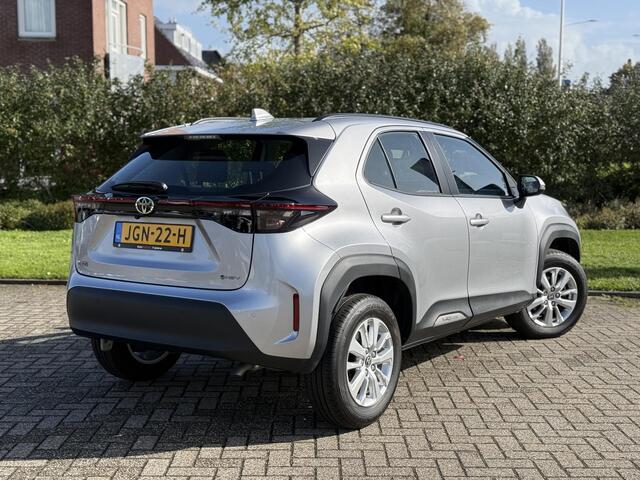 Toyota YARIS Cross 1.5 Hybrid 115 Active | ACC | PDC V+A | Climate control | Apple Carplay / Android Auto | Qi-lader
