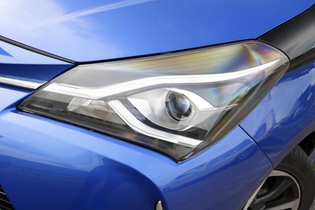 Toyota YARIS 1.5 Hybrid Bi-Tone Plus Stoelverwarming, Apple CarPlay