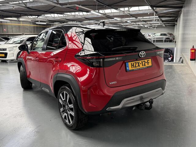 Toyota YARIS Cross 1.5 Hybrid 130 Executive Premium pakket! NL auto, slechts 2404KM! 1e eigenaar met trekhaak!