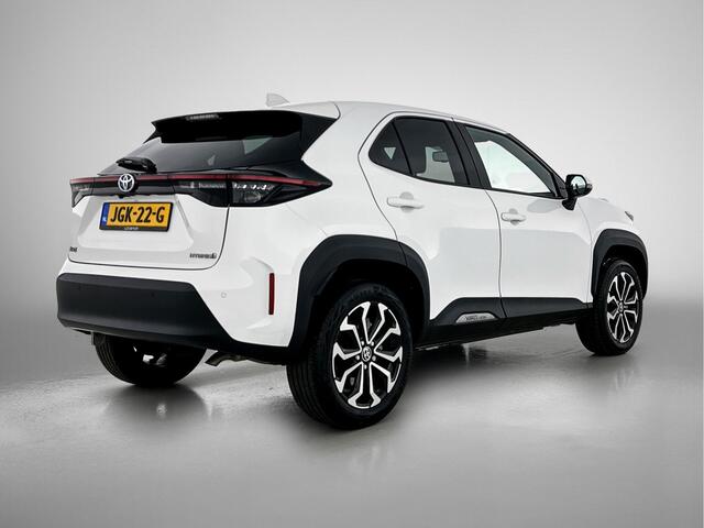Toyota YARIS Cross 1.5 Hybrid Dynamic Parkeersensoren | Dodehoek | Stoelverwarming | Comfort Pack