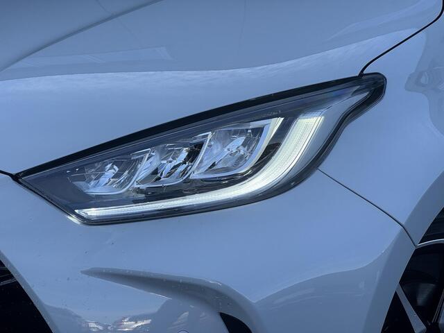 Toyota YARIS 1.5 Hybrid 130 GR Sport | Panorama-dak | JBL-audio | PDC Rondom | BSM | LED |