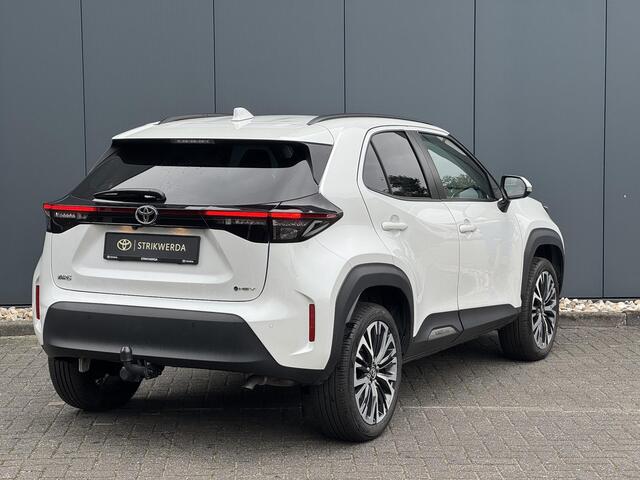 Toyota YARIS Cross 1.5 Hybrid 130 Executive Plus | Trekhaak 13-polig | Stoel/stuur verw. | Full-LED | PDC Rondom |