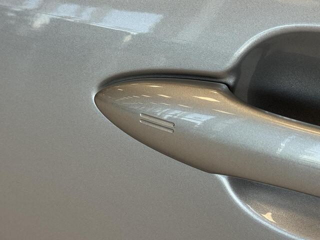 Toyota YARIS Cross 1.5 Hybrid Dynamic | Head-up display | Panorama-dak | Keyless