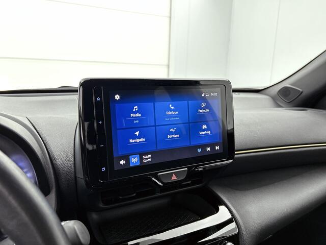 Toyota YARIS Cross 1.5 Hybrid Adventure | Stoelverwarming | Climate control | Adaptive cruise control |