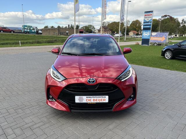 Toyota YARIS 1.5 Hybrid Dynamic Camera I App I Cruise
