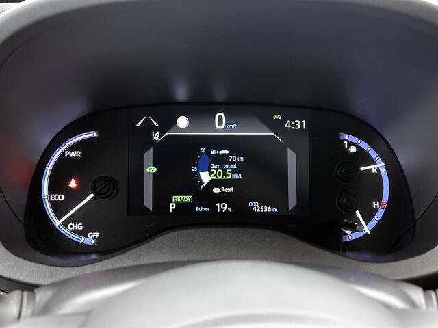 Toyota YARIS Cross 1.5 Hybrid Adventure | Navigatie | JBL | PDC | Elektrische achterklep |