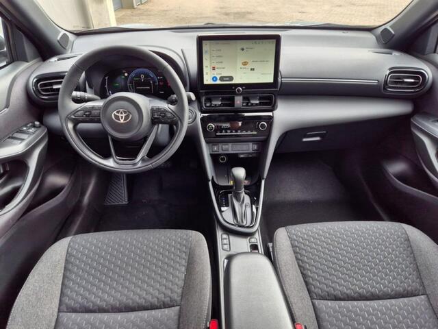 Toyota YARIS 1.5 HYBR 130 DYNAMIC WINTER