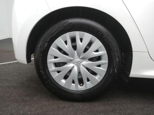 Toyota YARIS 1.5 Hybrid Active - RIJKLAARPRIJS - Handgas - Handbediend gaspedaal - Apple Carplay - Android Auto - Invalide