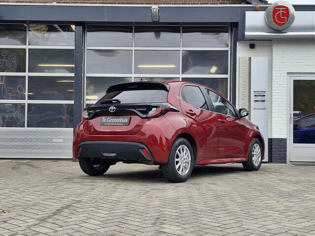 Toyota YARIS Comfort 1.5 Hybrid 115 | LMV | Camera