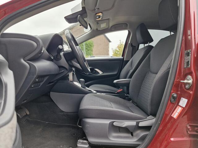 Toyota YARIS Comfort 1.5 Hybrid 115 | LMV | Camera