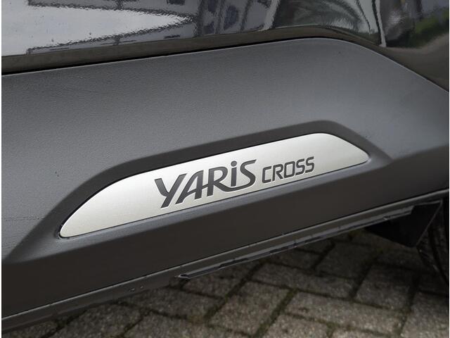 Toyota YARIS Cross 1.5 Hybrid 130 Dynamic + Comfort Pack | Stoel- stuurverwarming | PDC V+A | ACC | Camera | Keyless | Qi-Lader
