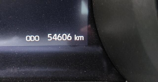 Toyota YARIS 1.5 Hybrid Executive Pano 17 inch