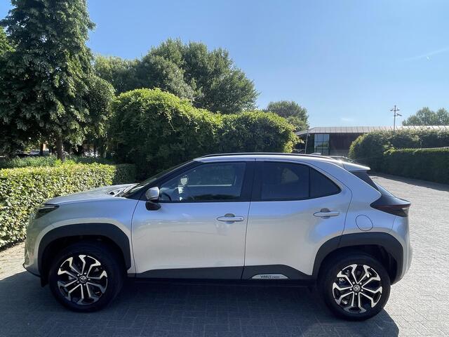 Toyota YARIS Cross 1.5 Hybrid 115 First Edition Comfort Pack